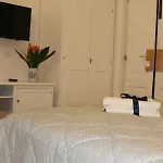 Palazzo Rochira 3* קסטלנטה