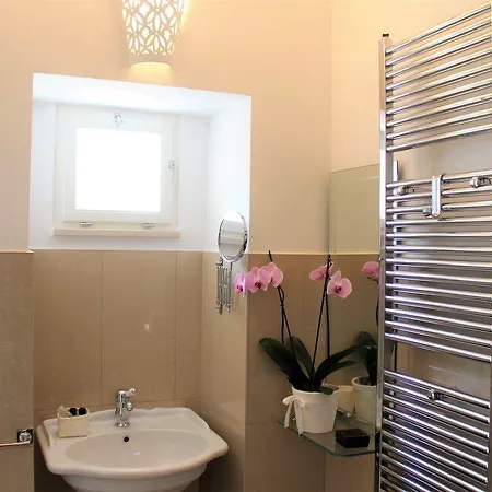Palazzo Rochira 3*